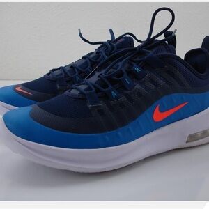 New Without Tags or Box Youth Nike Kids Navy and Bright Red Sneaker Size 6Y